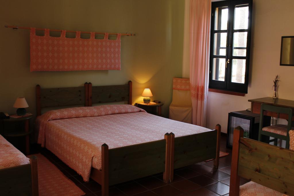 Hotel Ristorante Sa Pedrera Càbras Zewnętrze zdjęcie